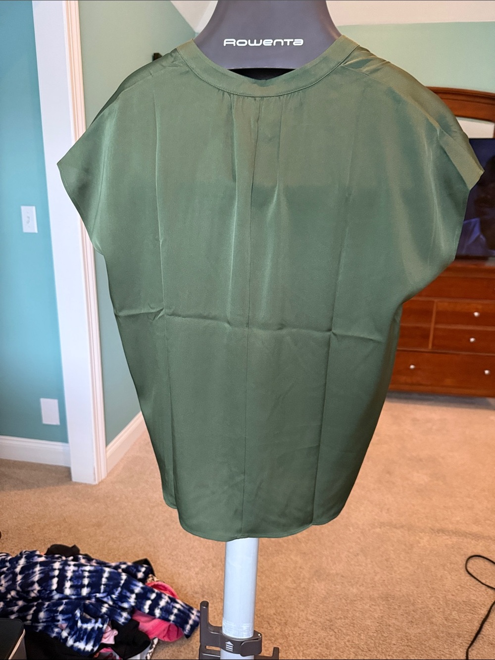 Quince Olive Washable Stretch Silk Dolman Sleeve Blouse M - Picture 4 of 4